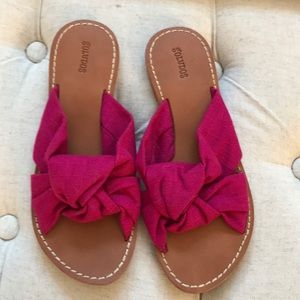 Pink sandals new